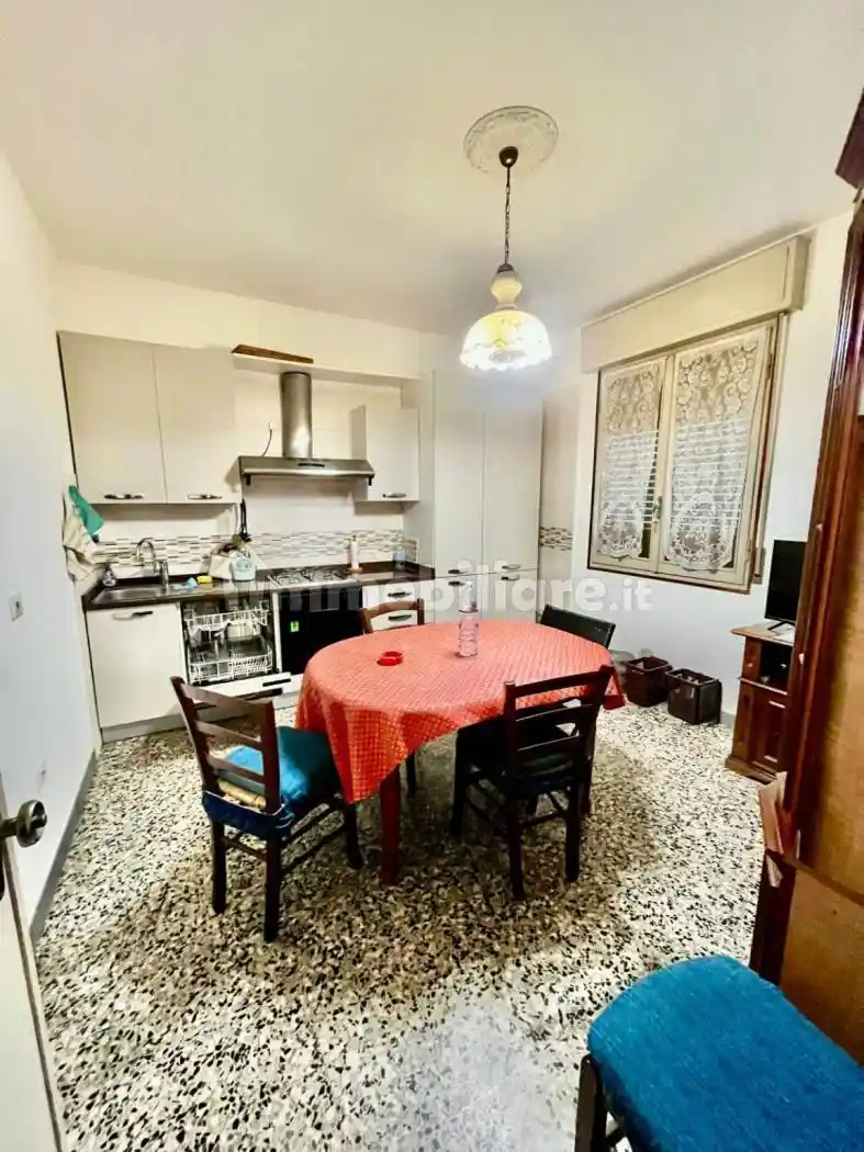 Villa unifamiliare, buono stato, 180 m², Salvaterra, Casalgrande - foto 4