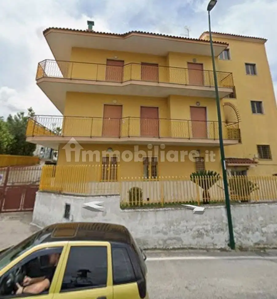 Appartamento in affitto a Napoli