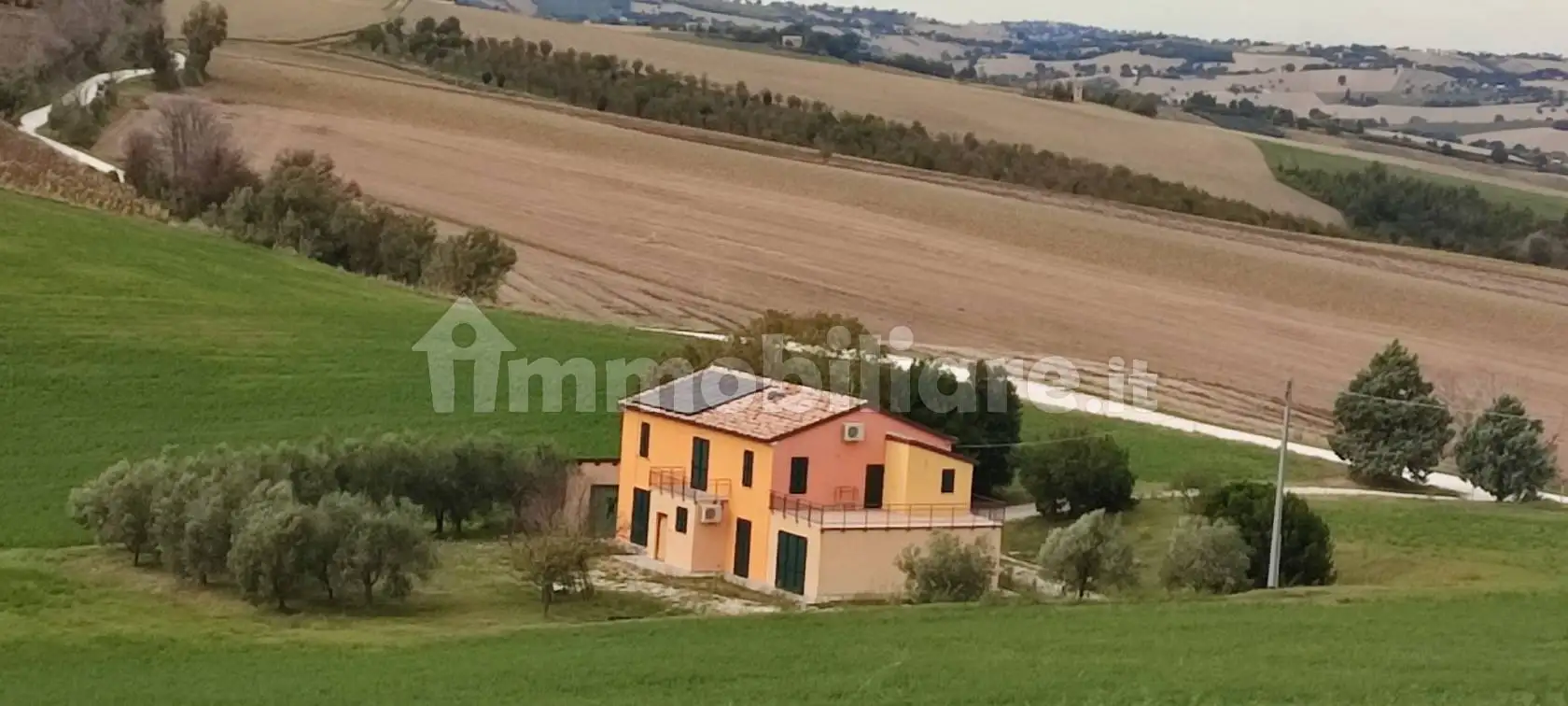 Appartamento in affitto a Montecarotto