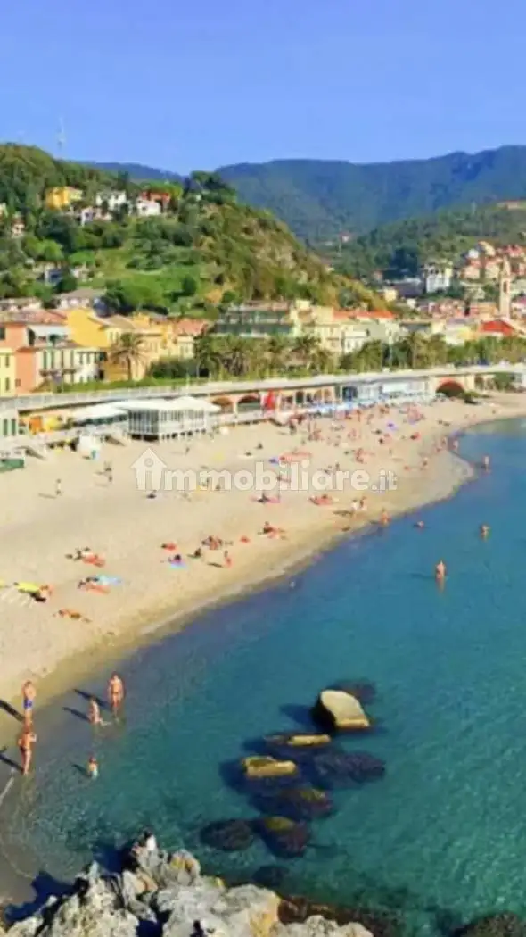 Appartamento in affitto a Moneglia