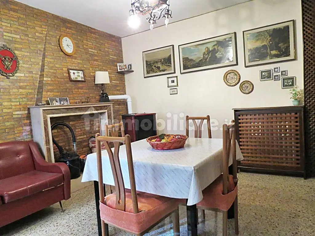 Terratetto unifamiliare via Centrale, Civitella Del Lago, Baschi - foto 3