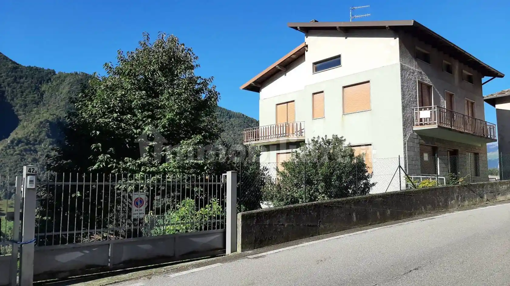 Terratetto plurifamiliare via Antonio Locatelli 40, Cerete Alto, Cerete - foto 2