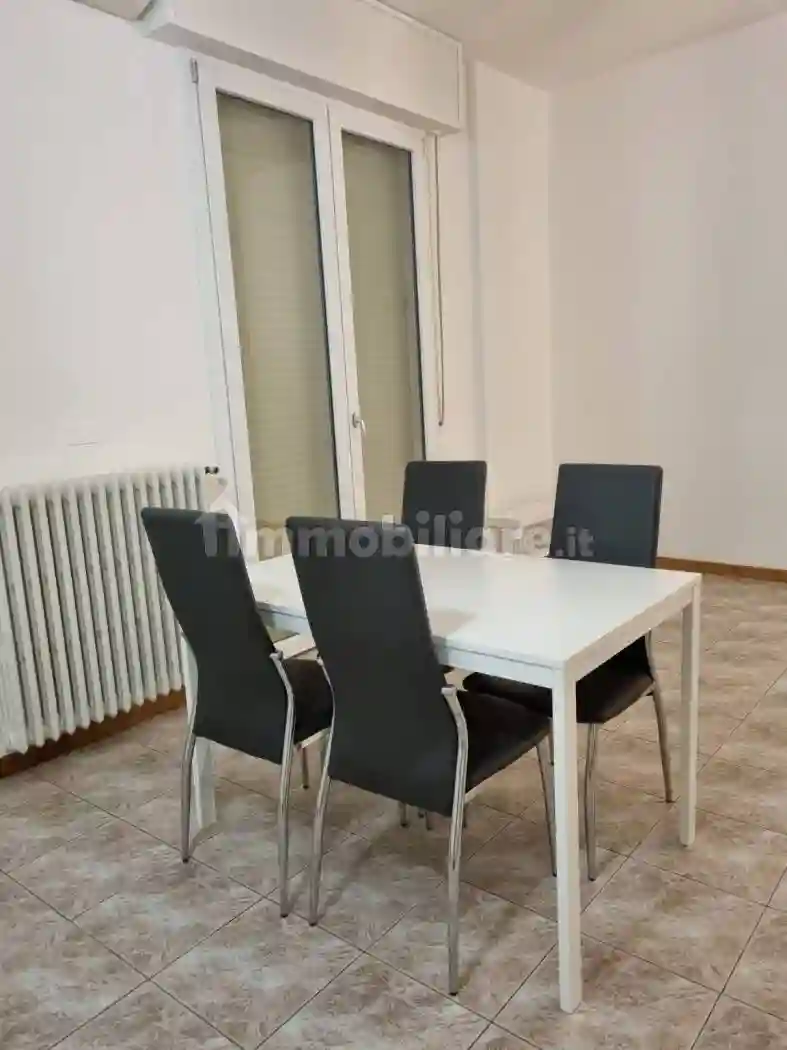 Trilocale viale Giosuè Carducci 36, Centro Storico, Imola - foto 4