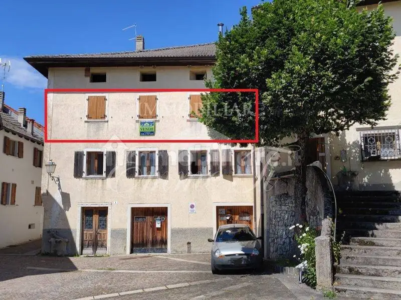 Appartamento in vendita a Lavarone