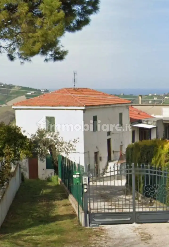 Villa in vendita a Città Sant'Angelo