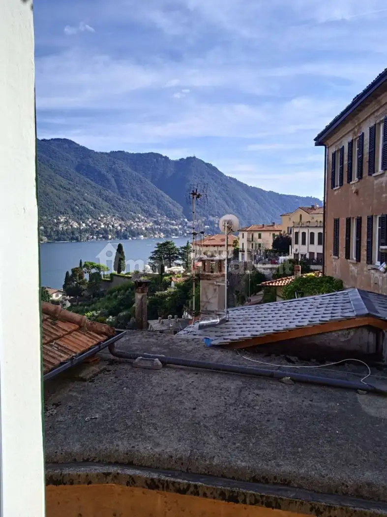 Appartamento in vendita a Moltrasio