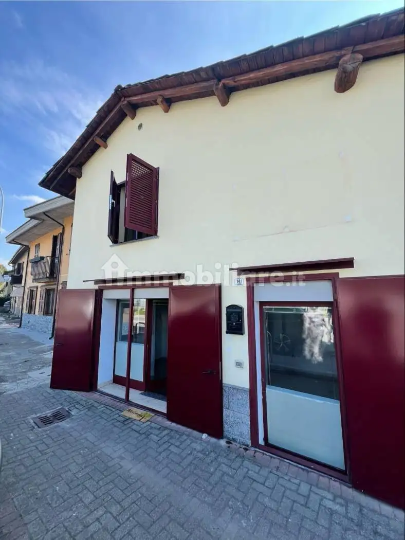 Casa indipendente in affitto a Lodi