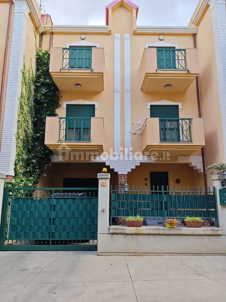Villetta a schiera in vendita a Reggio Calabria