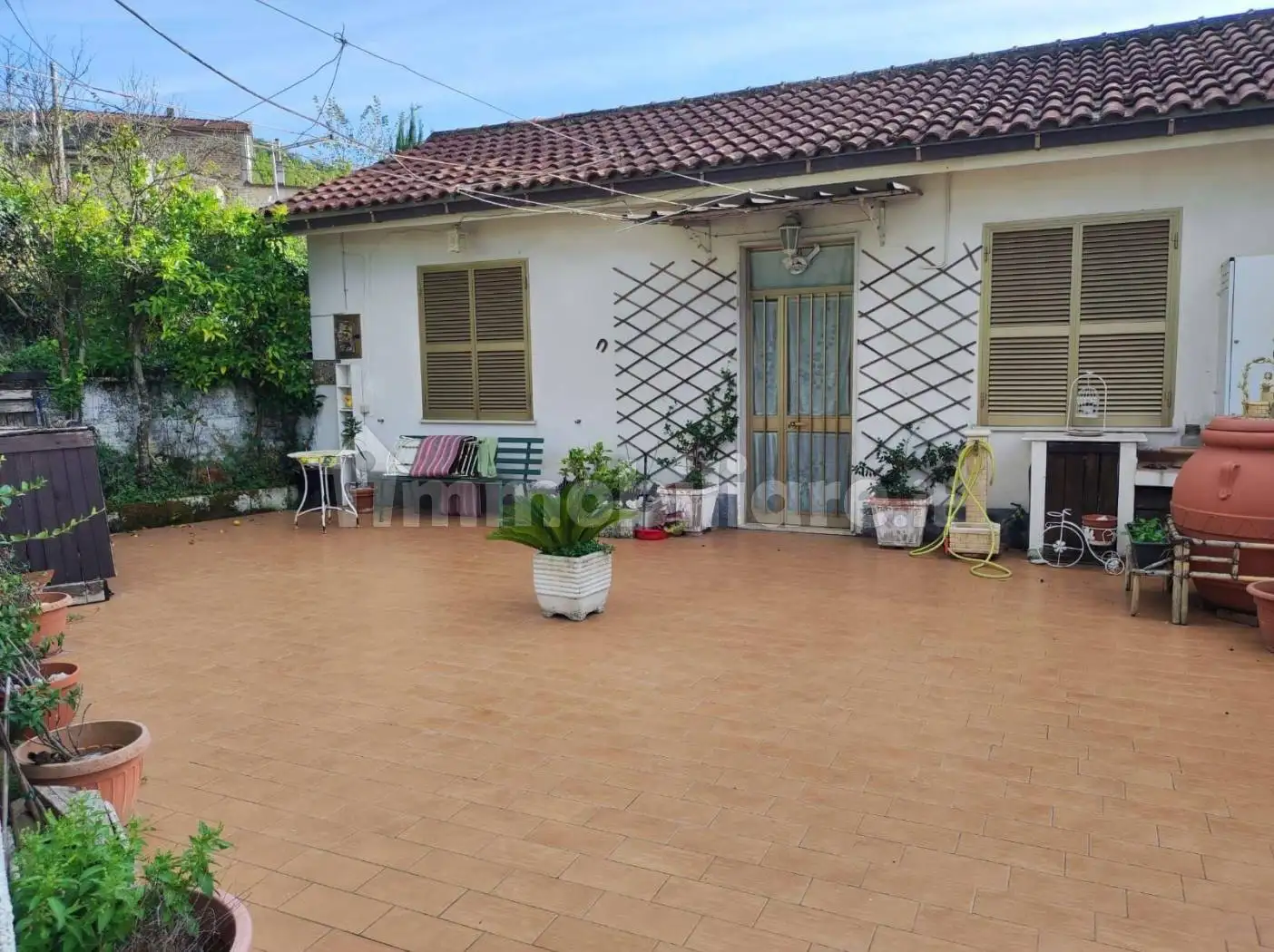 Casa indipendente in vendita a Vallemaio