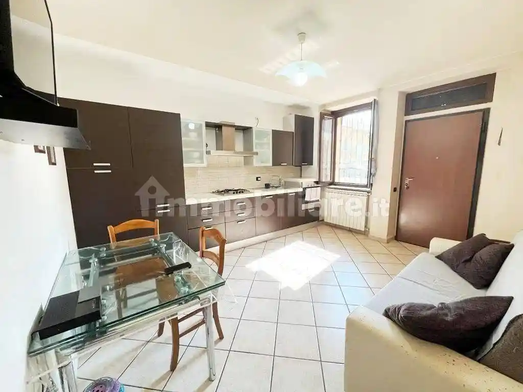 Appartamento in affitto a Cislago