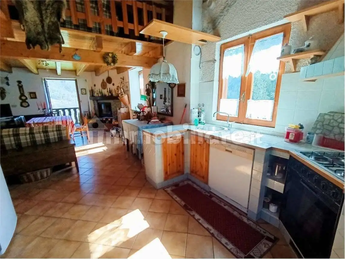 Terratetto unifamiliare cerian, Antey-Saint-Andrè - foto 3