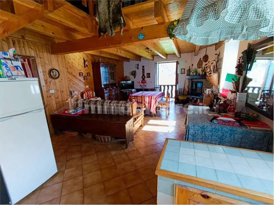 Terratetto unifamiliare cerian, Antey-Saint-Andrè - foto 5