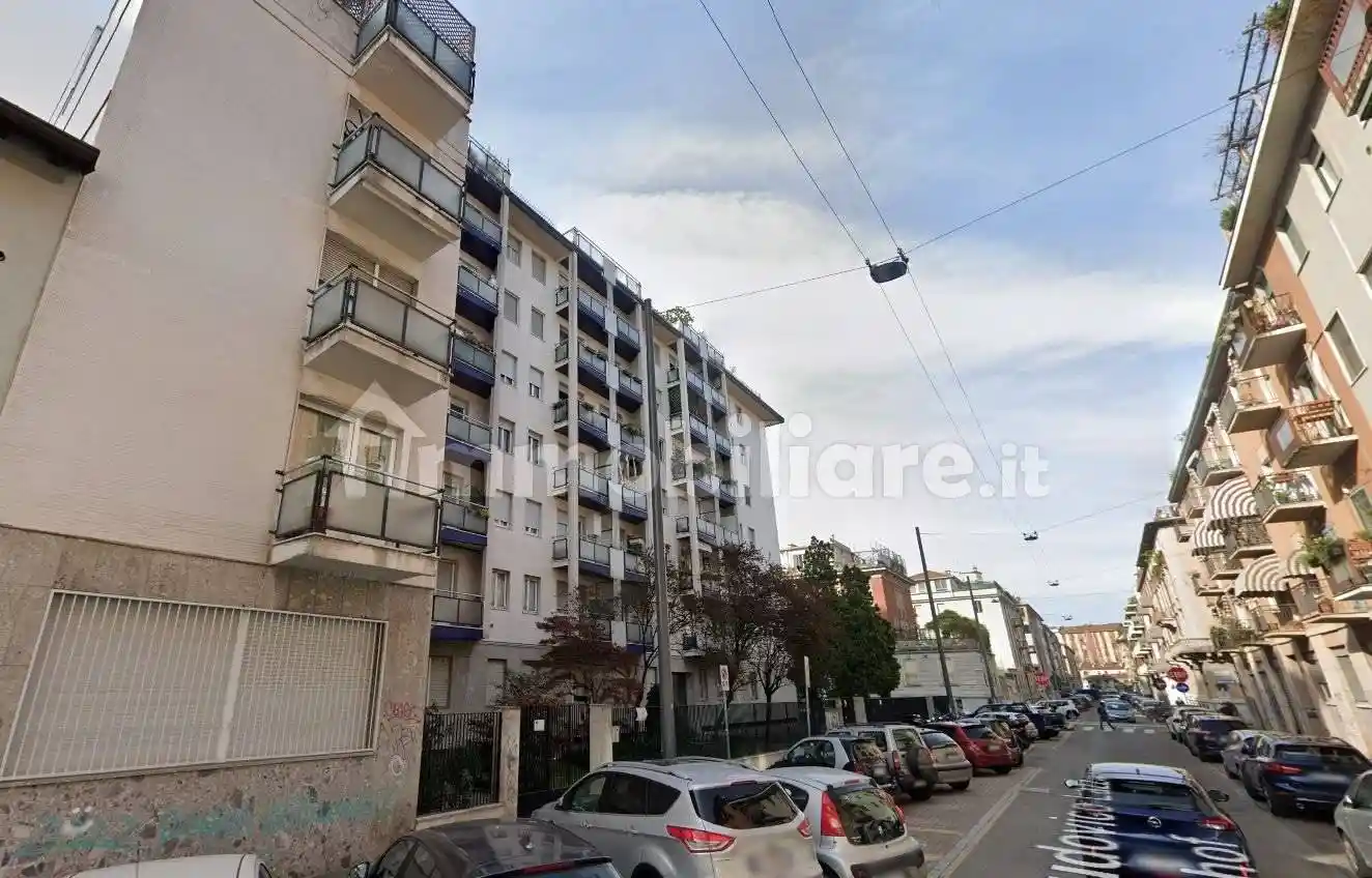 Trilocale via Ludovico Lazzaro Zamenhof 12, Corso San Gottardo, Milano - foto 2