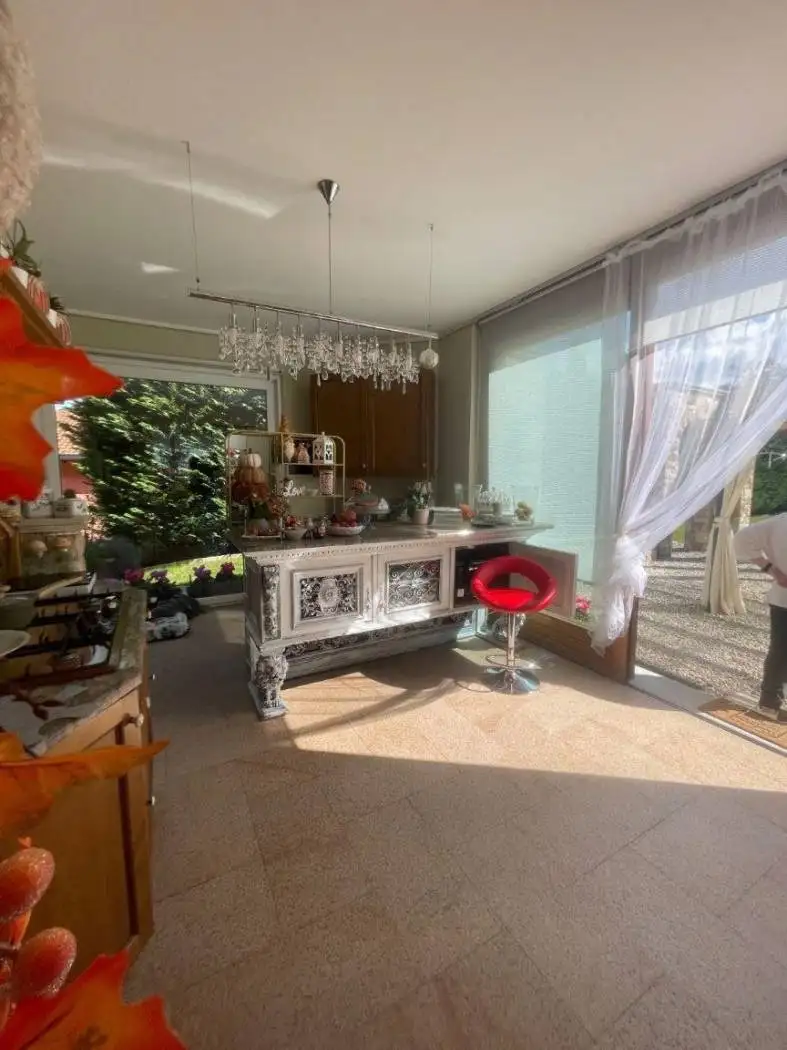 Villa unifamiliare via Massimo d'Azeglio 31, Centro, Bisuschio - foto 5