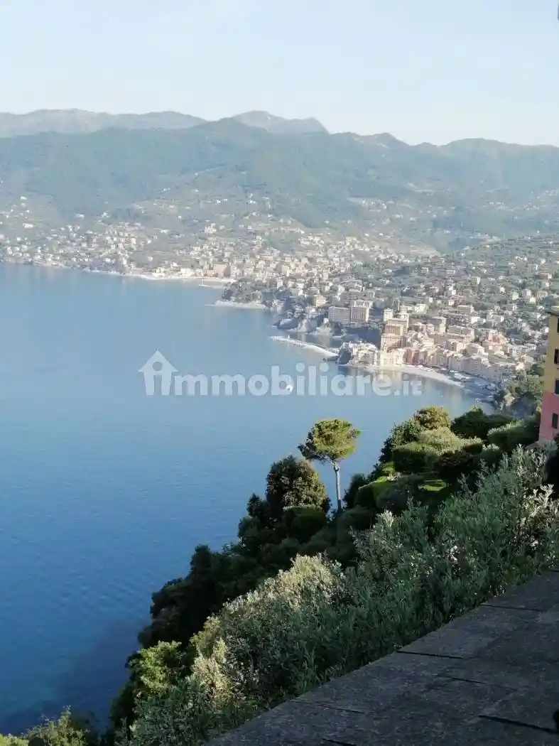 Appartamento in vendita a Camogli