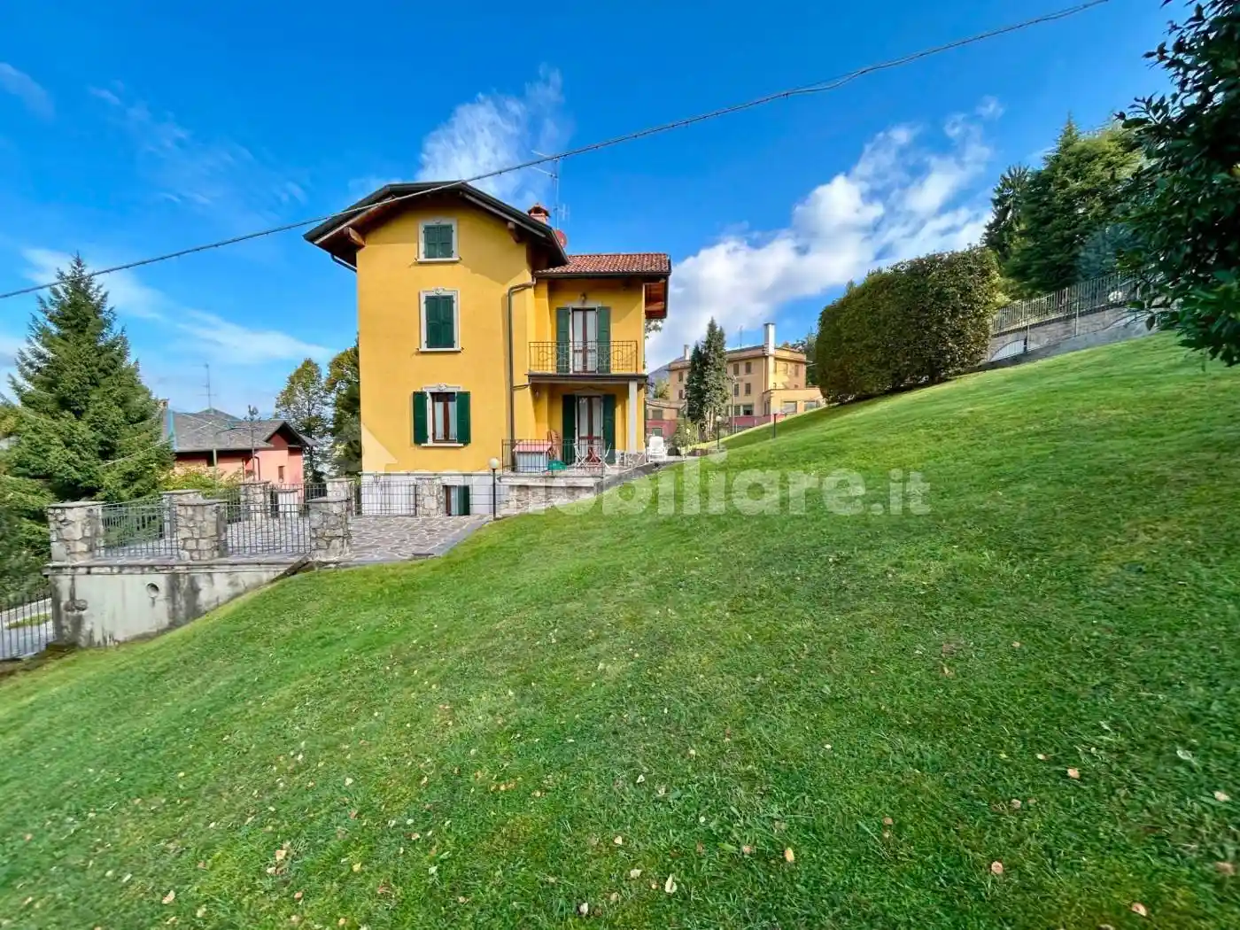 Villa in vendita a Selvino