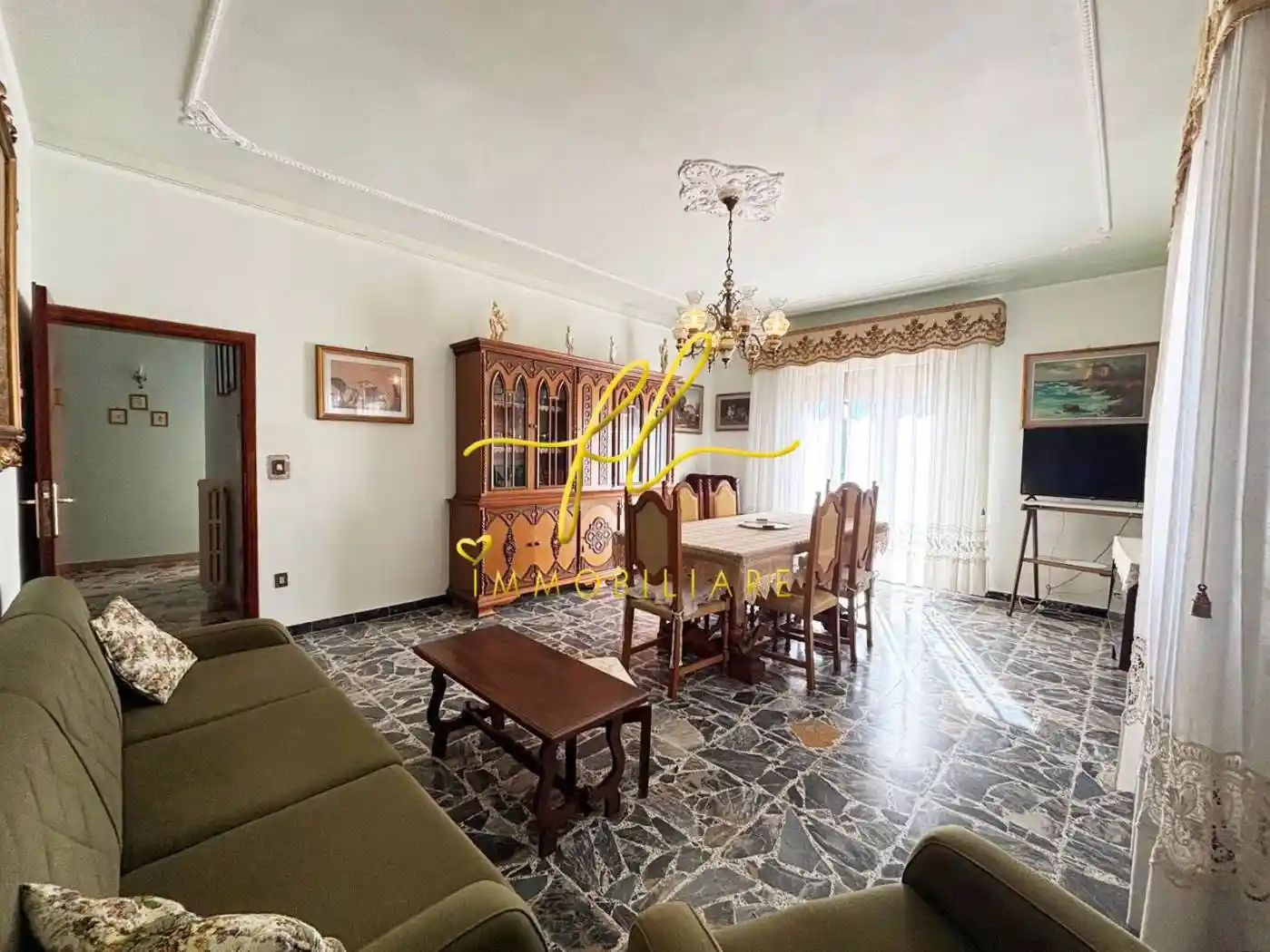 Appartamento in vendita a Cecina