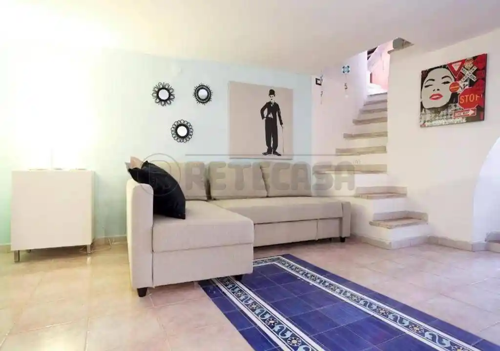 Bilocale via fra Giovanni da Salerno 5, Centro Storico - Teatro Verdi, Salerno - foto 5