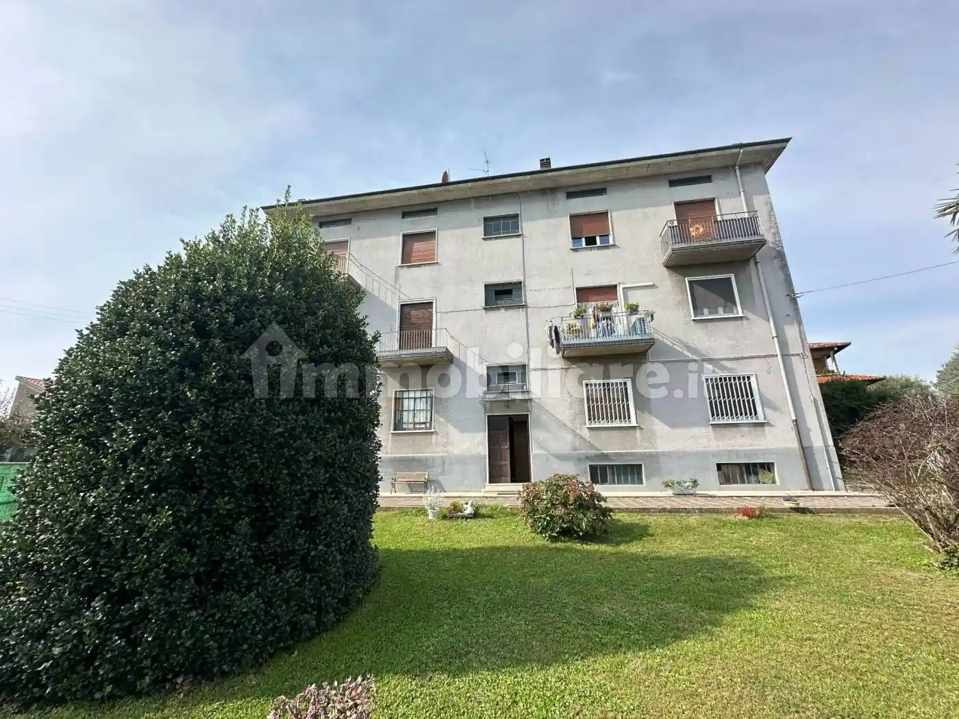 Appartamento in vendita a Lomazzo