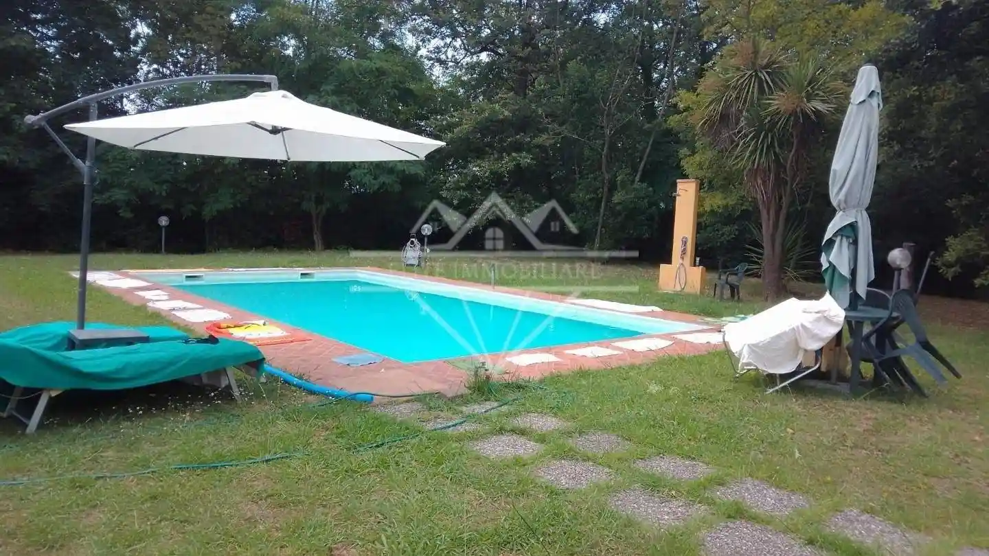 Villa in vendita a Castelnuovo Magra