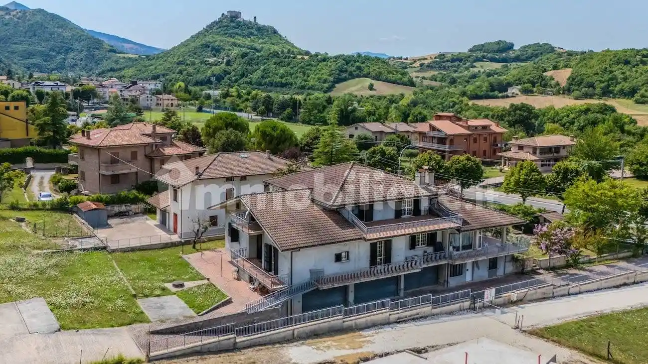 Villa in vendita a Frontone