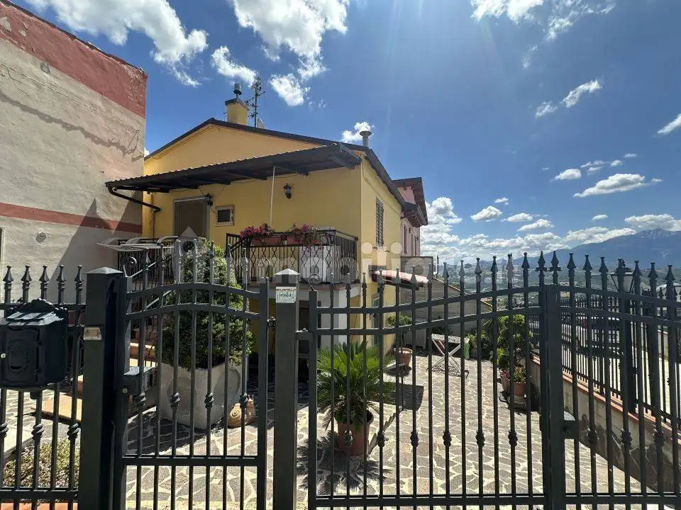 Villa in vendita a Teramo