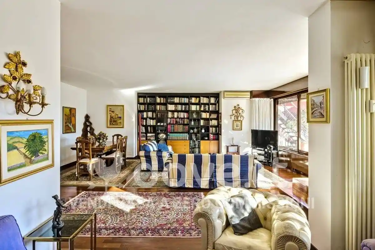 Quadrilocale viale Padre G. B. Aguggiari 77, Montello, Varese - foto 3