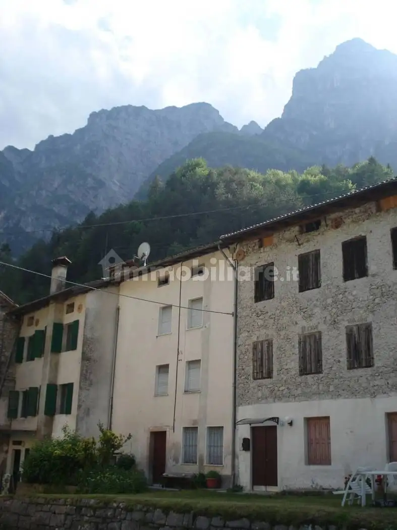 Rustico - Casale in vendita a Claut