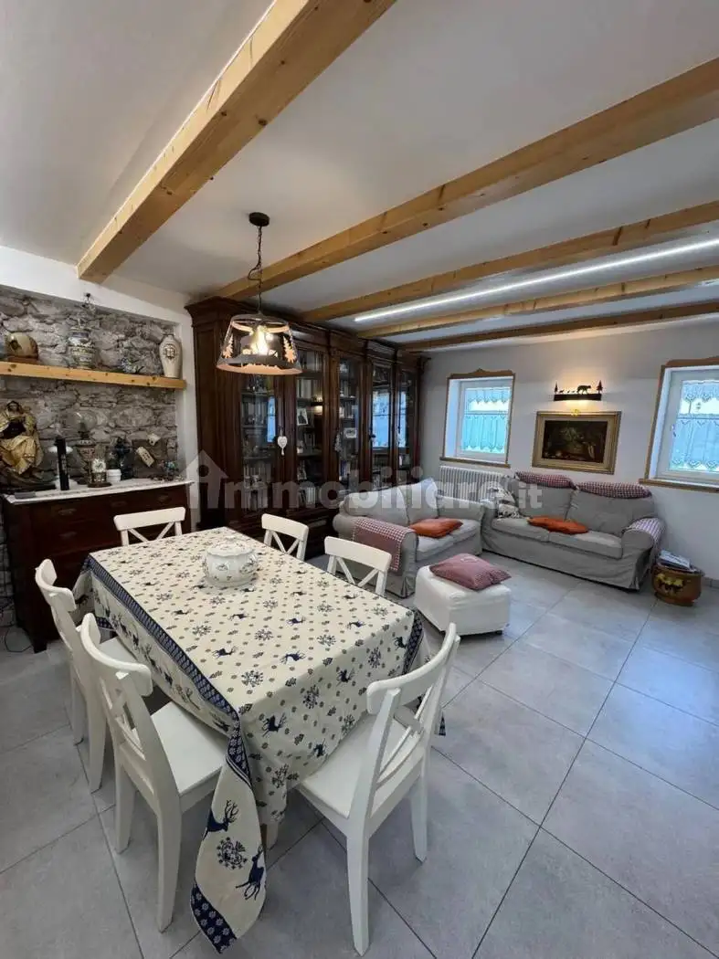 Villa in vendita a Barcis