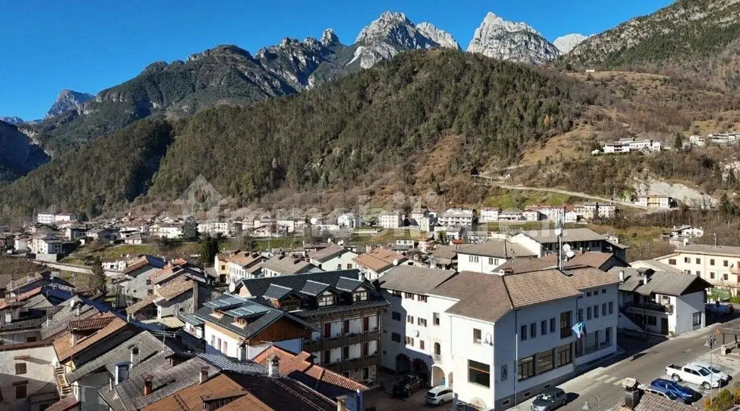 Villa in vendita a Claut