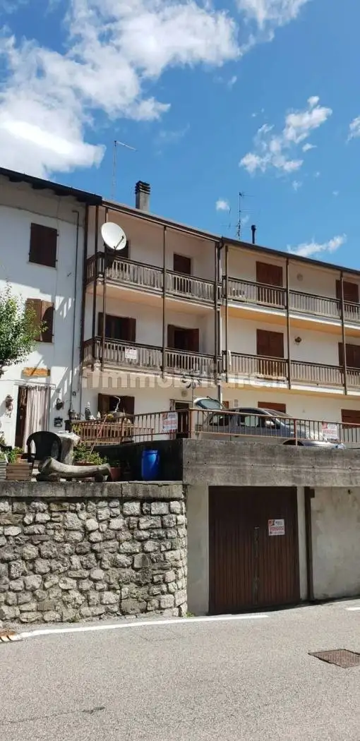 Villa in vendita a Barcis