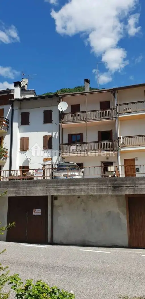 Villa unifamiliare via Vittorio Veneto, 19, Centro, Barcis - foto 4