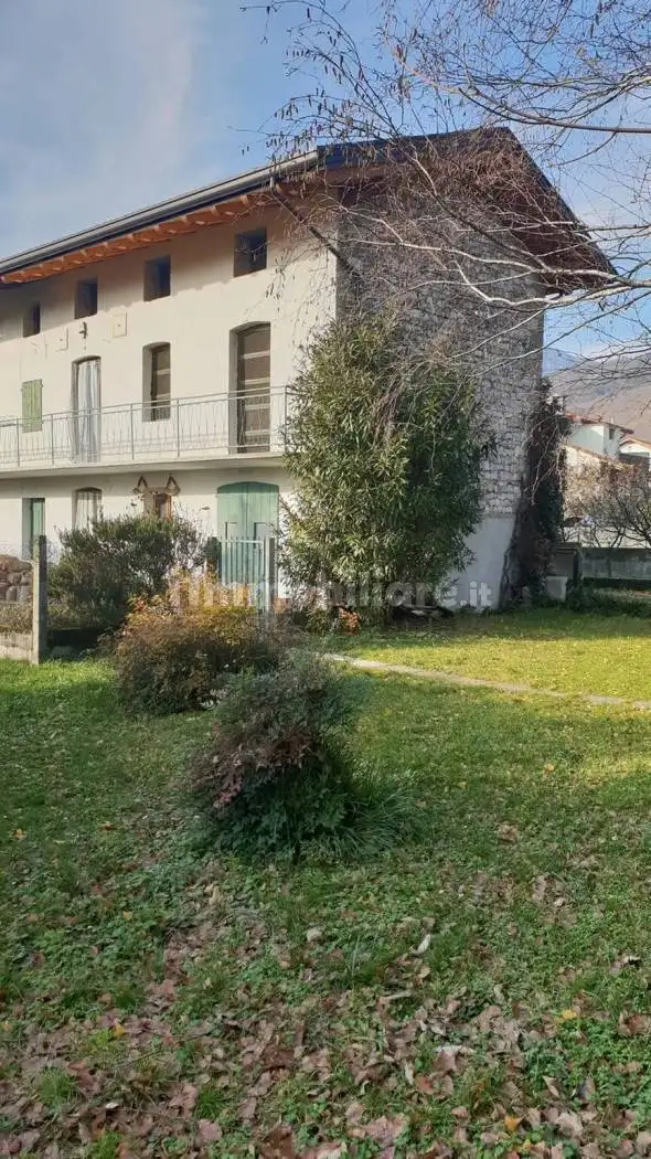 Villa in vendita a Montereale Valcellina