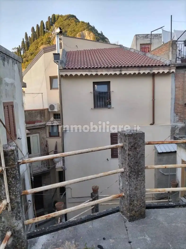 Villa in vendita a Monforte San Giorgio