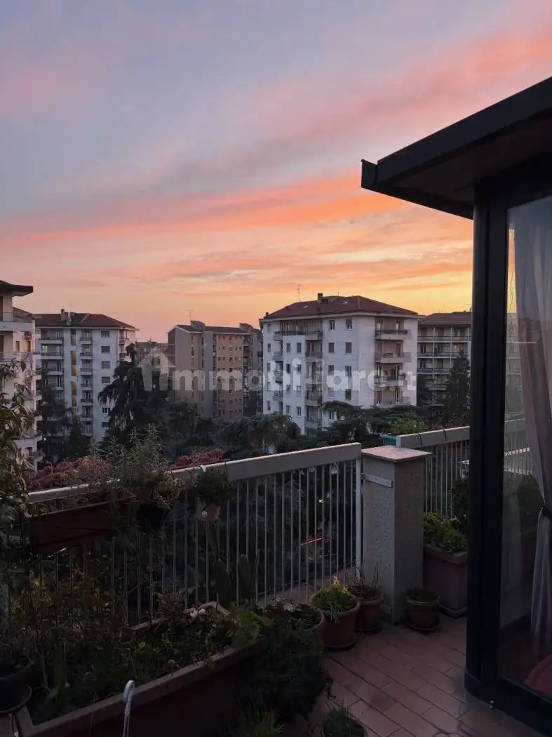 Penthouse - Attic in vendita a Milan