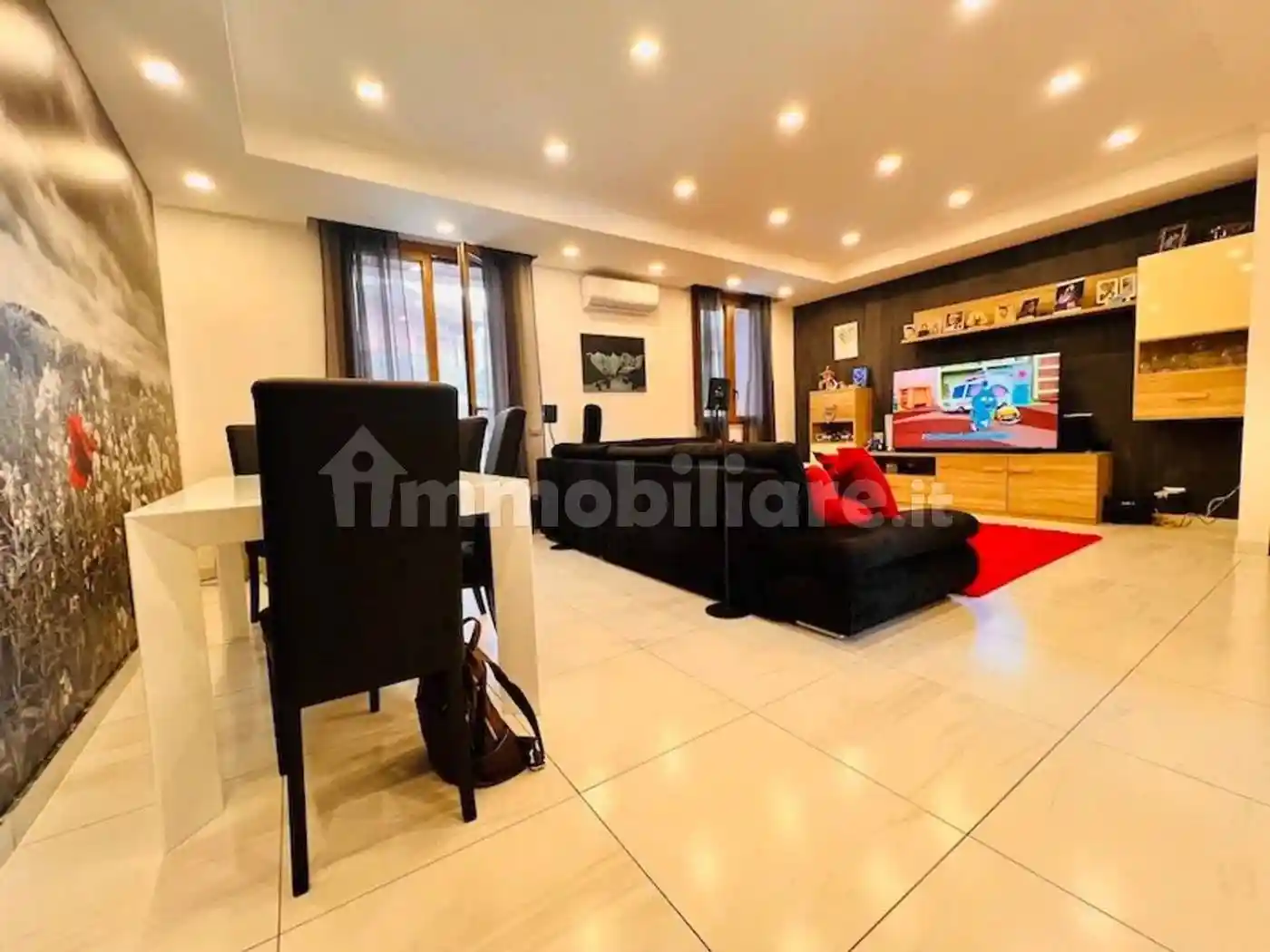 Appartamento in vendita a Aci Catena