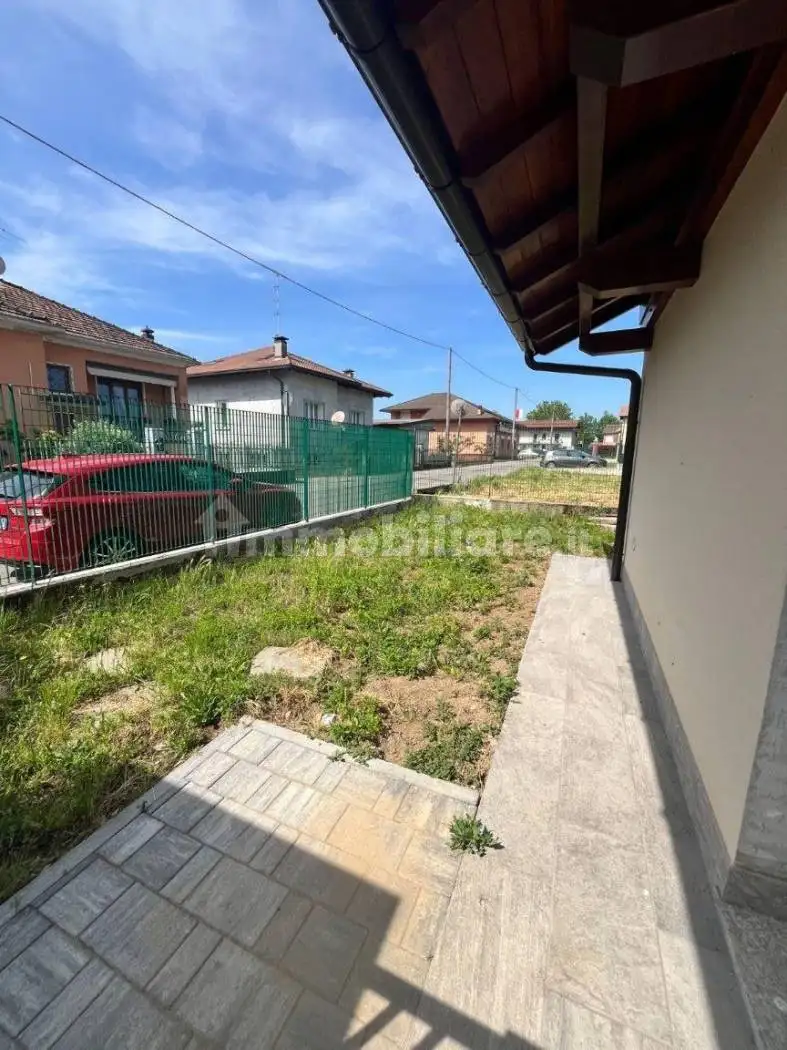 Villa unifamiliare via Erasmo Piaggio 24, Besnate - foto 3