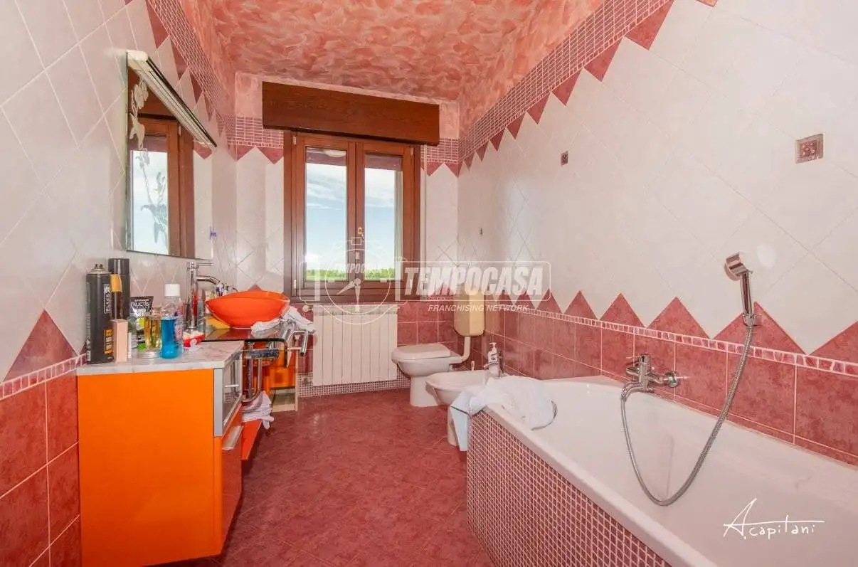 Casa indipendente in vendita a Villadose