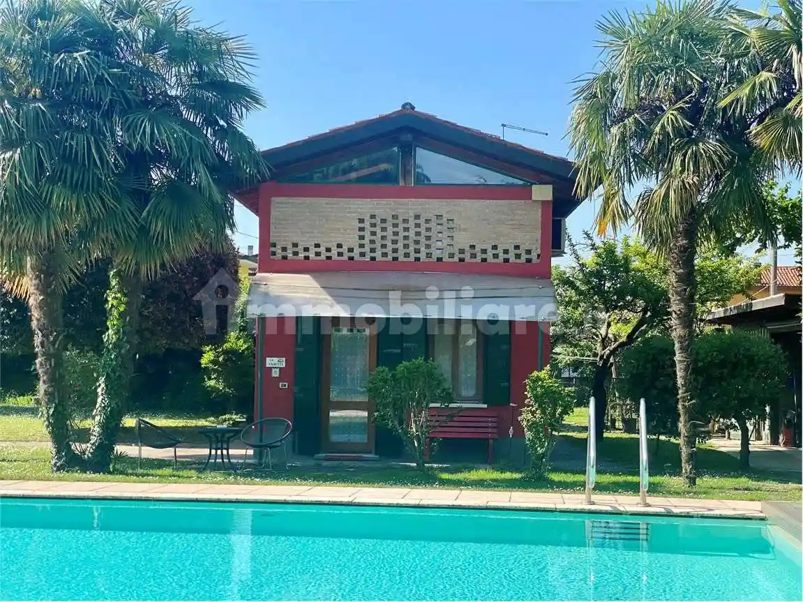 Casa indipendente in affitto a Venezia
