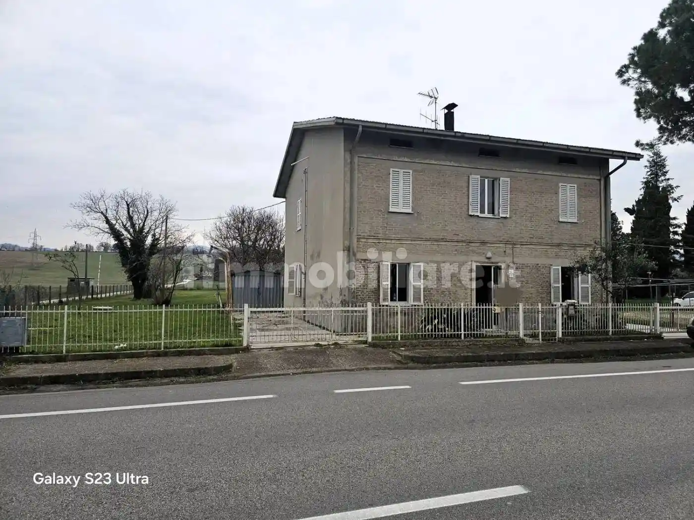 Villa in vendita a Vallefoglia