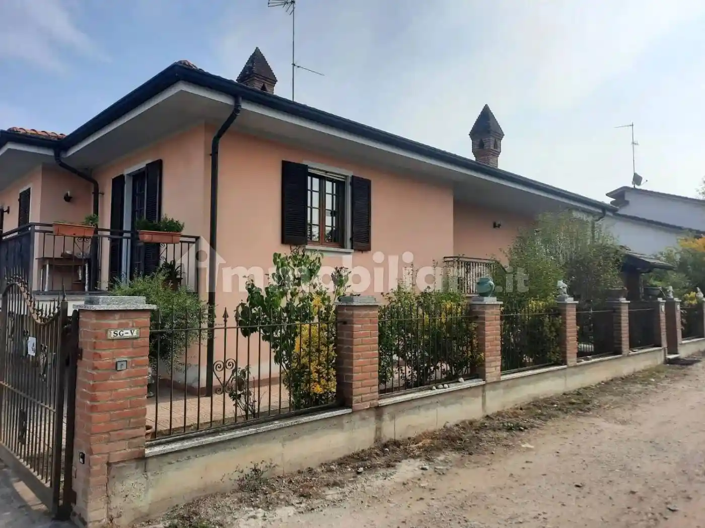 Villa in vendita a Voghera