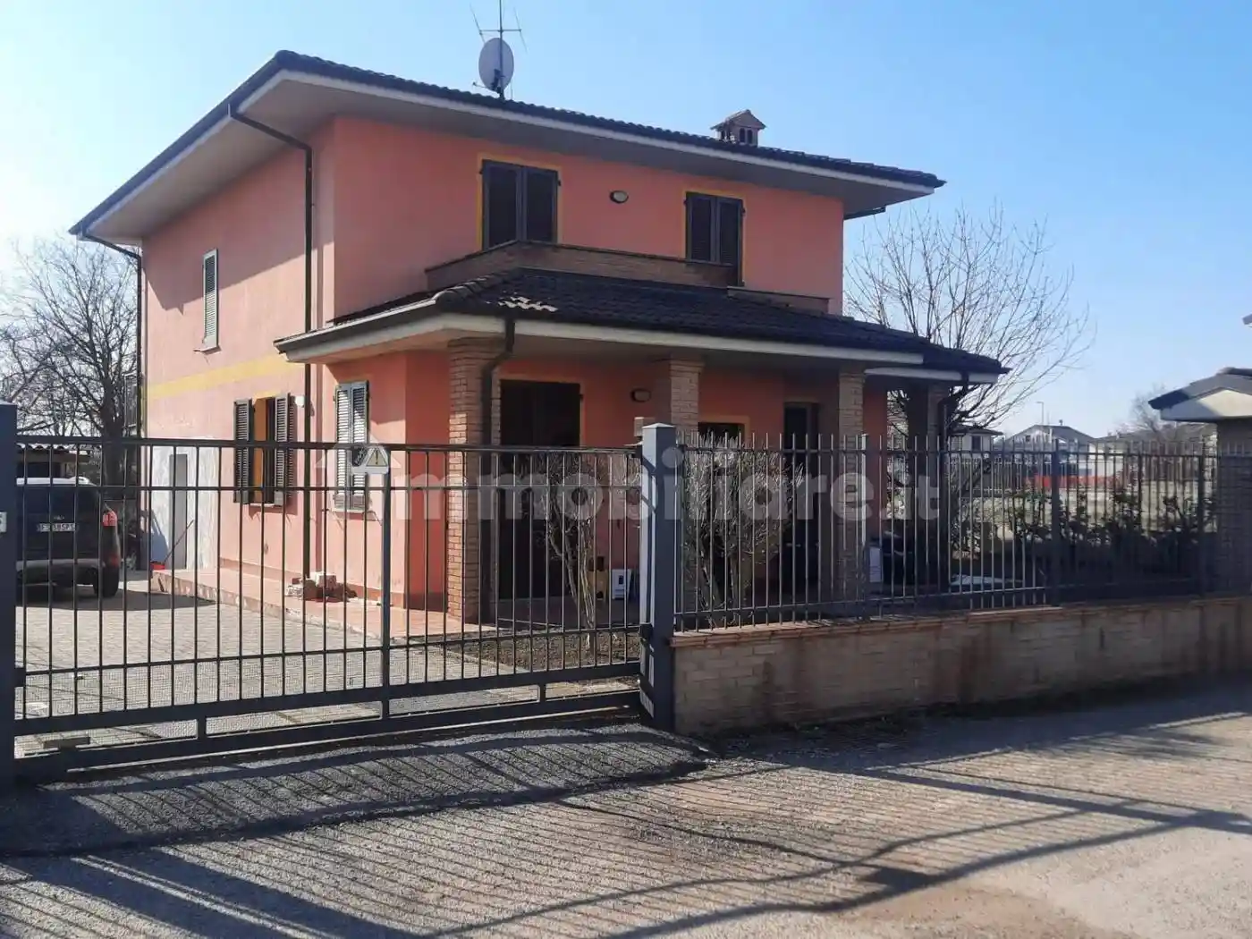 Villa in vendita a Voghera