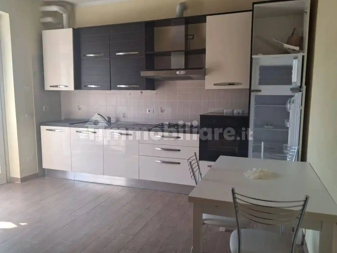 Appartamento in vendita a Voghera