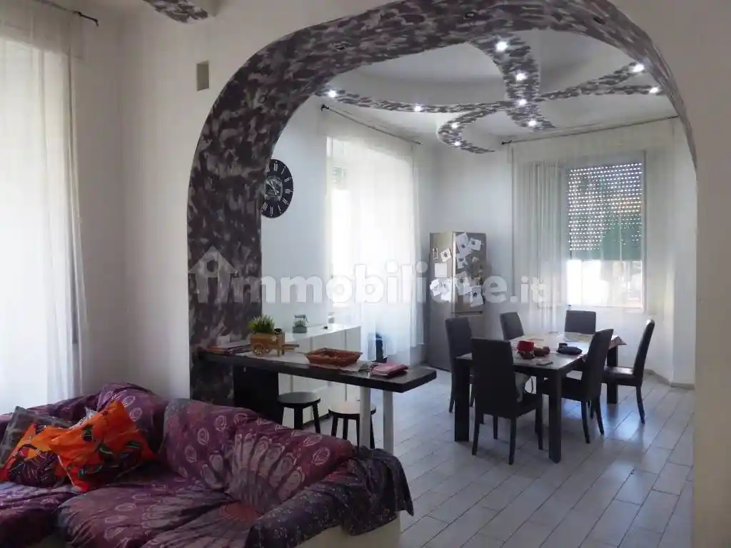 Appartamento in vendita a Livorno