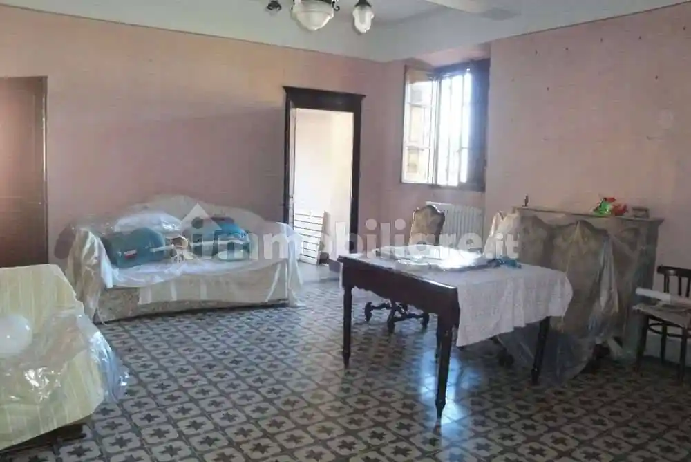 Appartamento in vendita a Barga