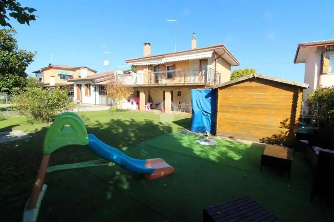 Villa in vendita a Roncade