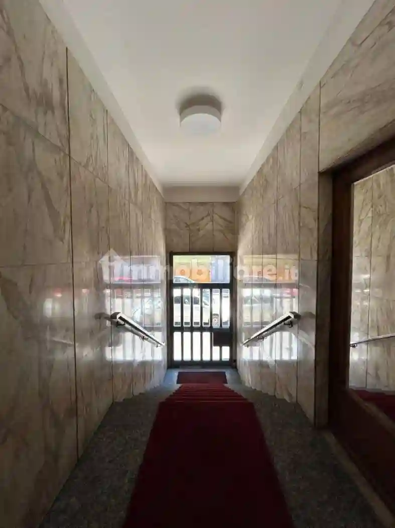 Trilocale via Francesco Borromini 6, Corso San Gottardo, Milano - foto 4