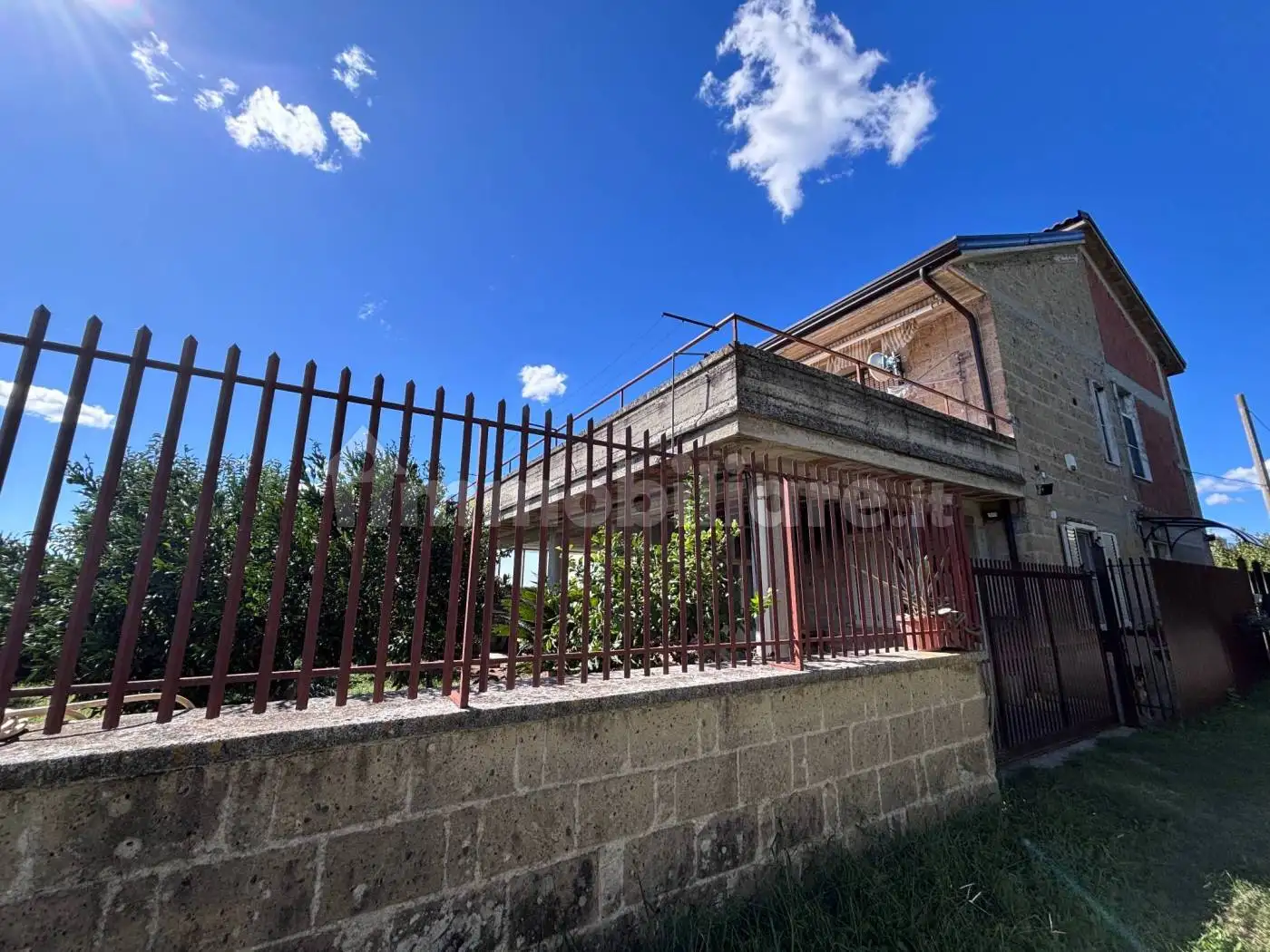 Palazzo - Edificio in vendita a Pignataro Maggiore