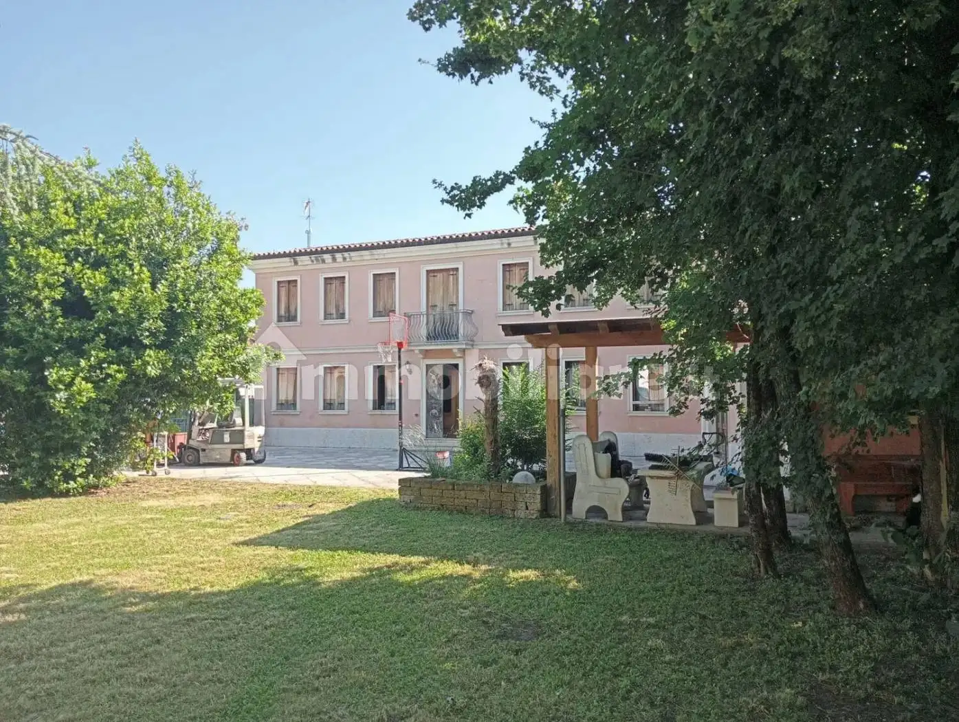 Villa in vendita a Gambellara