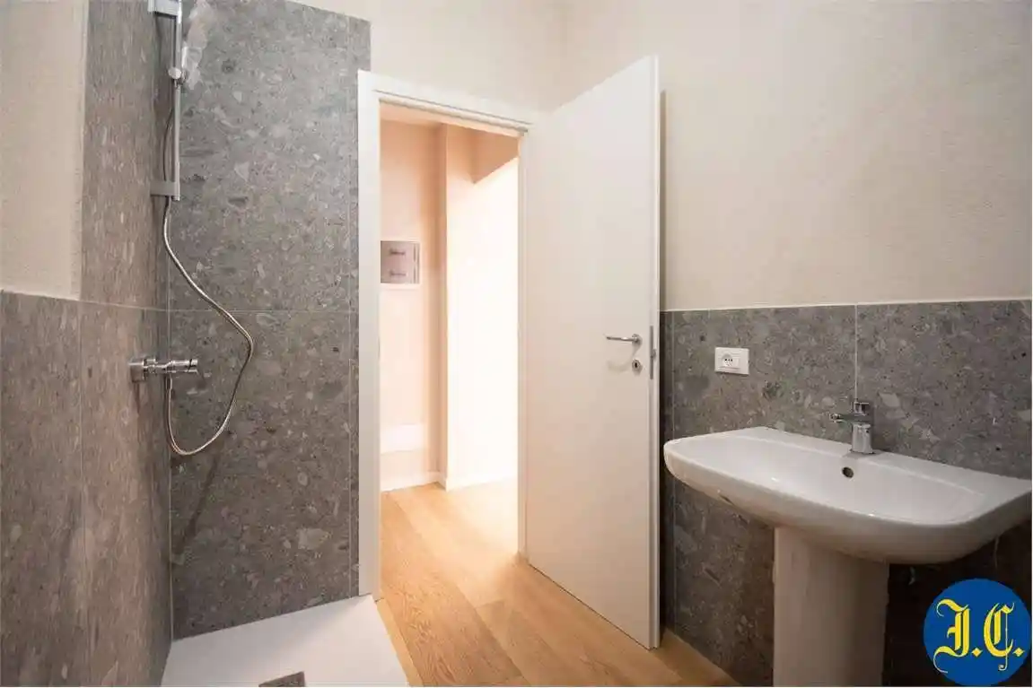 Bilocale ottimo stato, piano rialzato, Pindemonte, Verona - foto 3